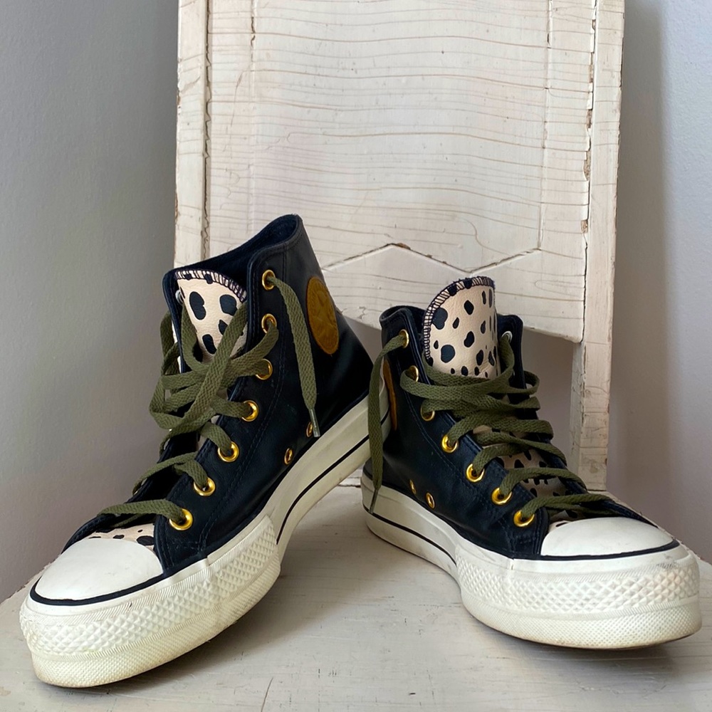 STILL AVAILABLE- Incredible Converse Leather Lifts in Navy/Spots, size 9